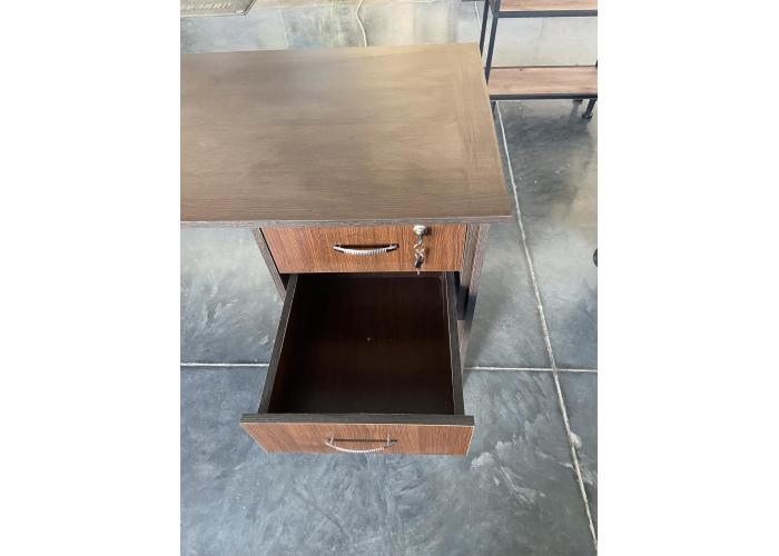 Офисный стол ЛОББИ Стандарт СМ-106 венге