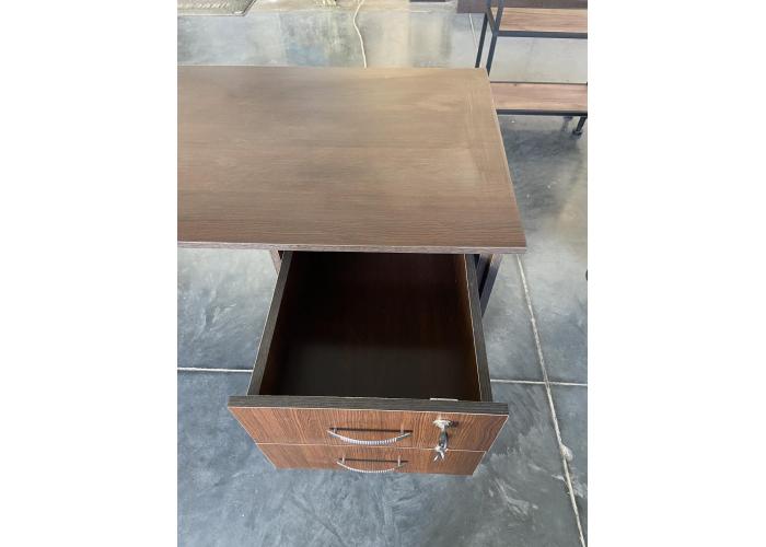 Офисный стол ЛОББИ Стандарт СМ-106 венге