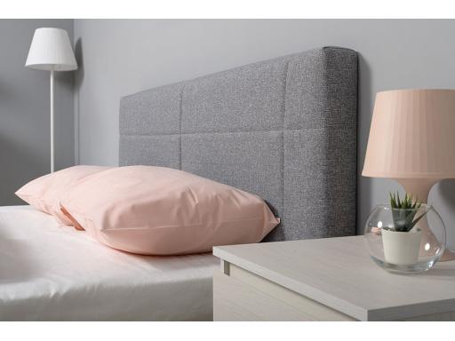 Ника Моби спальня