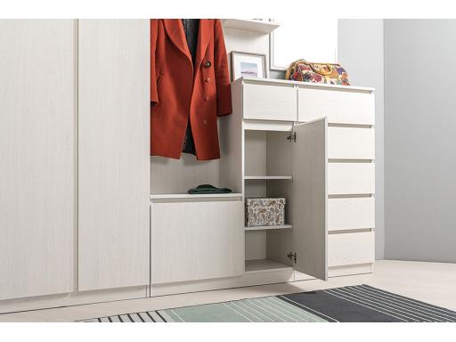 Ника моби прихожая